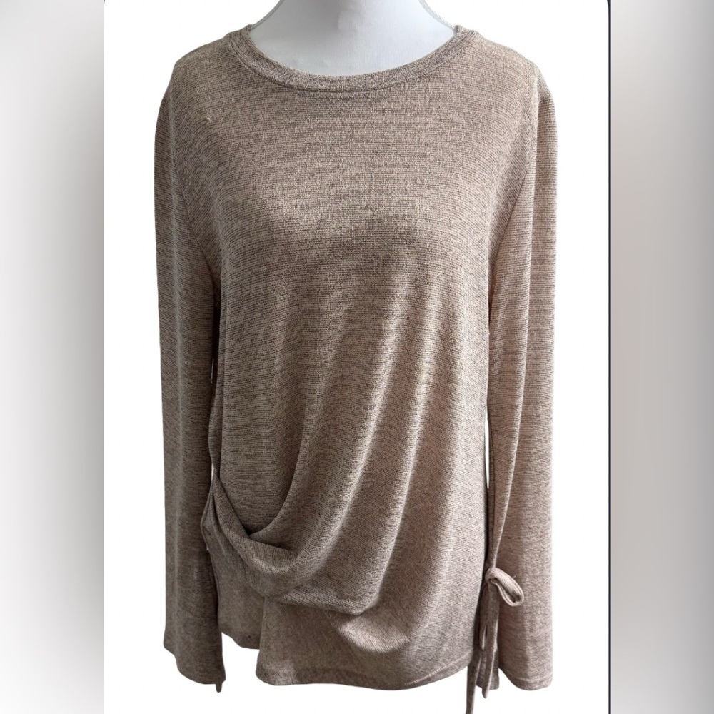 FAB’RIK SOFT KNIT LONG SLEEVE TOP WITH SIDE & SLEEVE TIE DETAILS – SIZE: SMALL